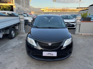 Lancia Ypsilon 1.2 69 CV 5 porte S&S Gold