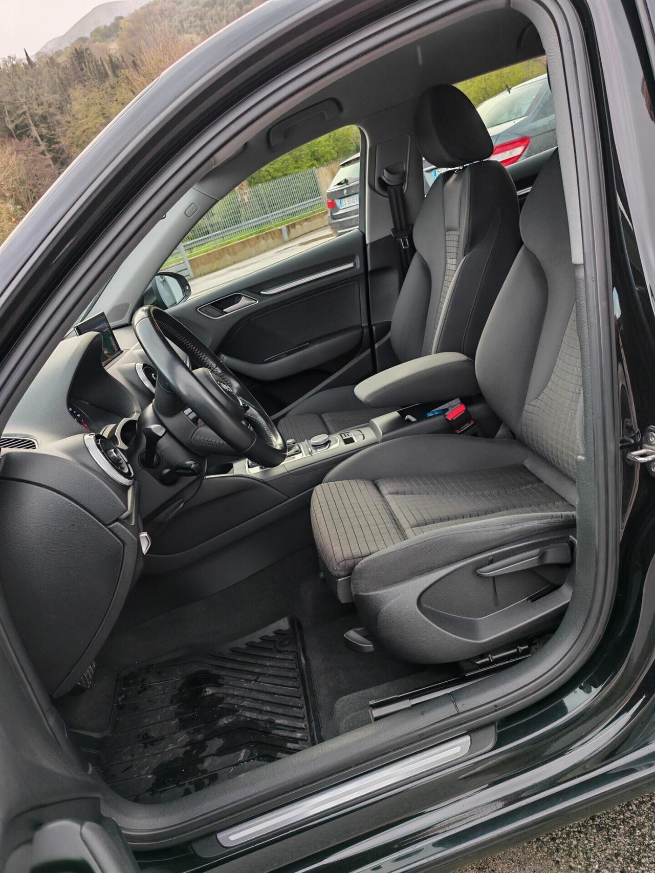 Audi A3 1.6 TDI S tronic Sport