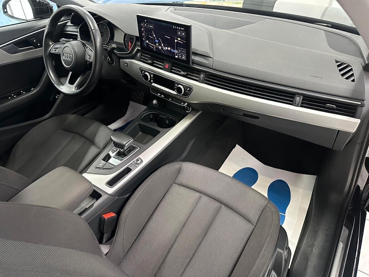 Audi A4 Avant 30 2.0 tdi 122cv s tronic