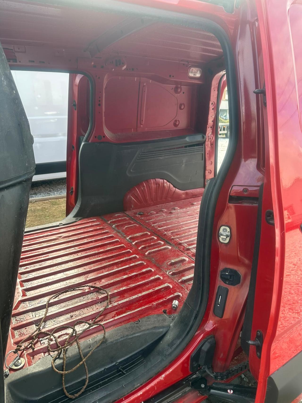 Peugeot Partner BlueHDi 130 S&S PL Furgone Grip