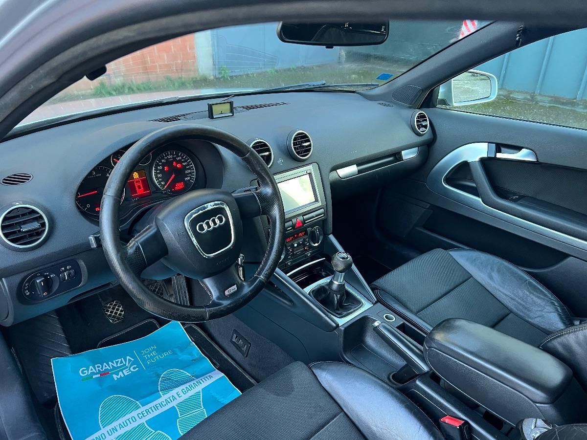 AUDI - A3 2.0 tdi Attraction FL S.LINE