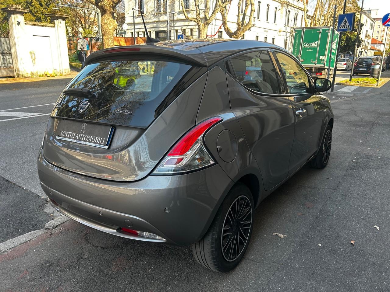 Lancia Ypsilon 1.0 FireFly HYBRID 5p s&s Gold *49000KM*CARPLAY*