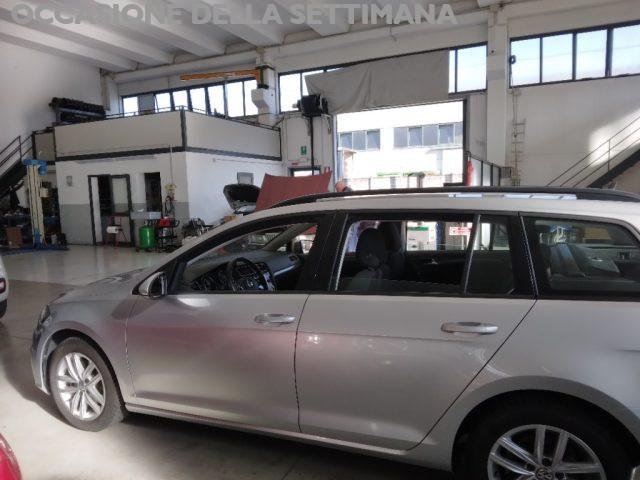 VOLKSWAGEN Golf Variant 2.0 TDI DSG Executive BlueMotion Tech.