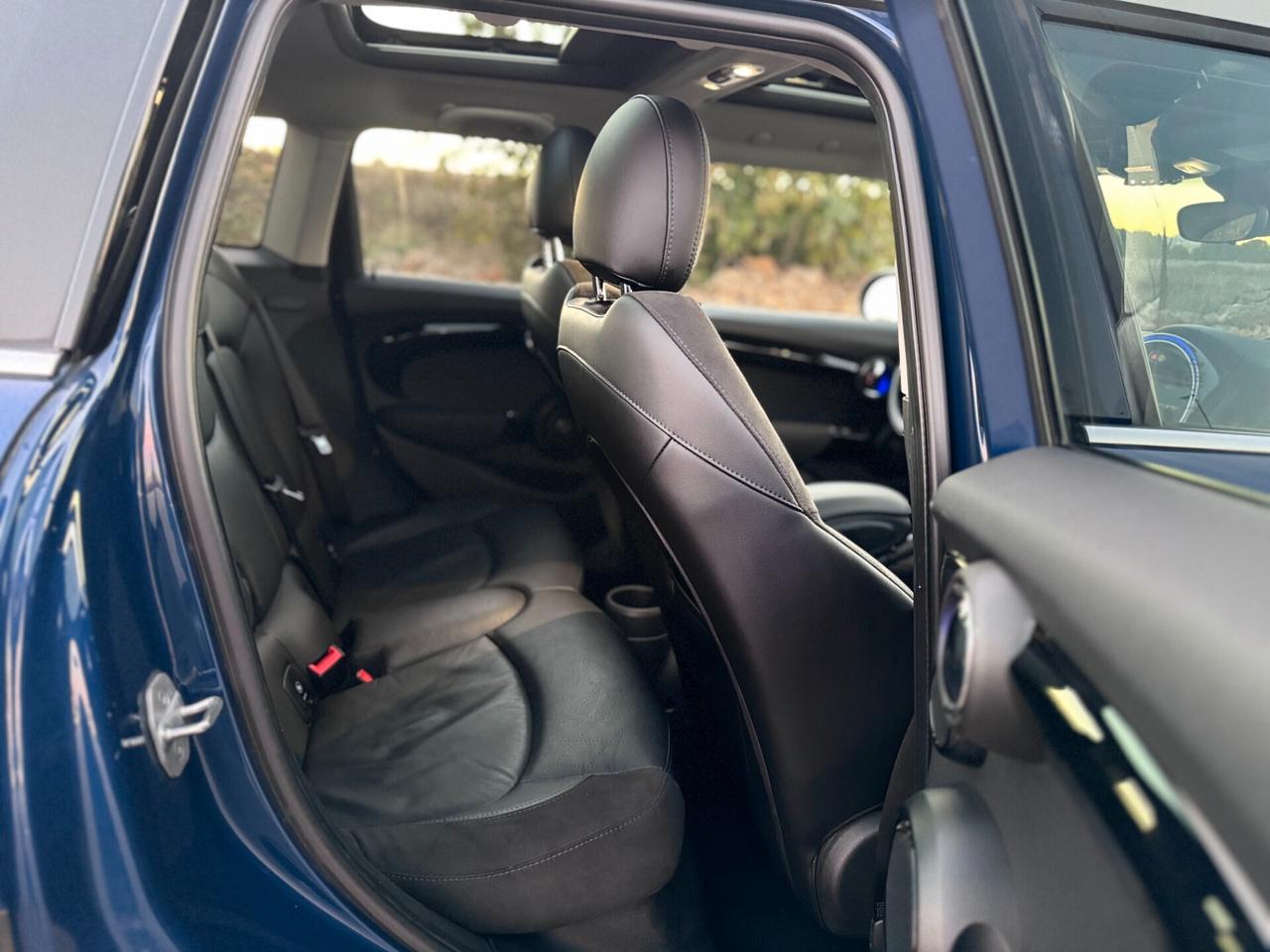 Mini Cooper SD 5 porte Tetto*Auto*Led