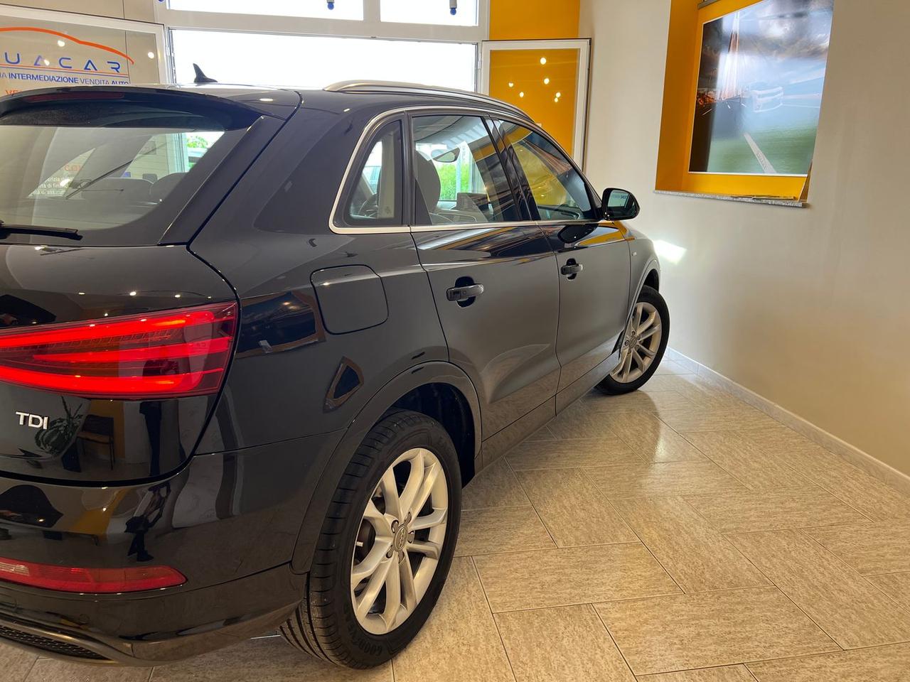 Audi Q3 2.0 TDI S-line #10553