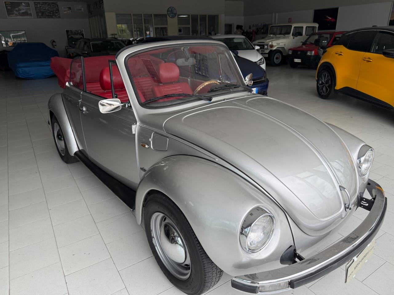 Volkswagen Maggiolino Cabriolet Karmann
