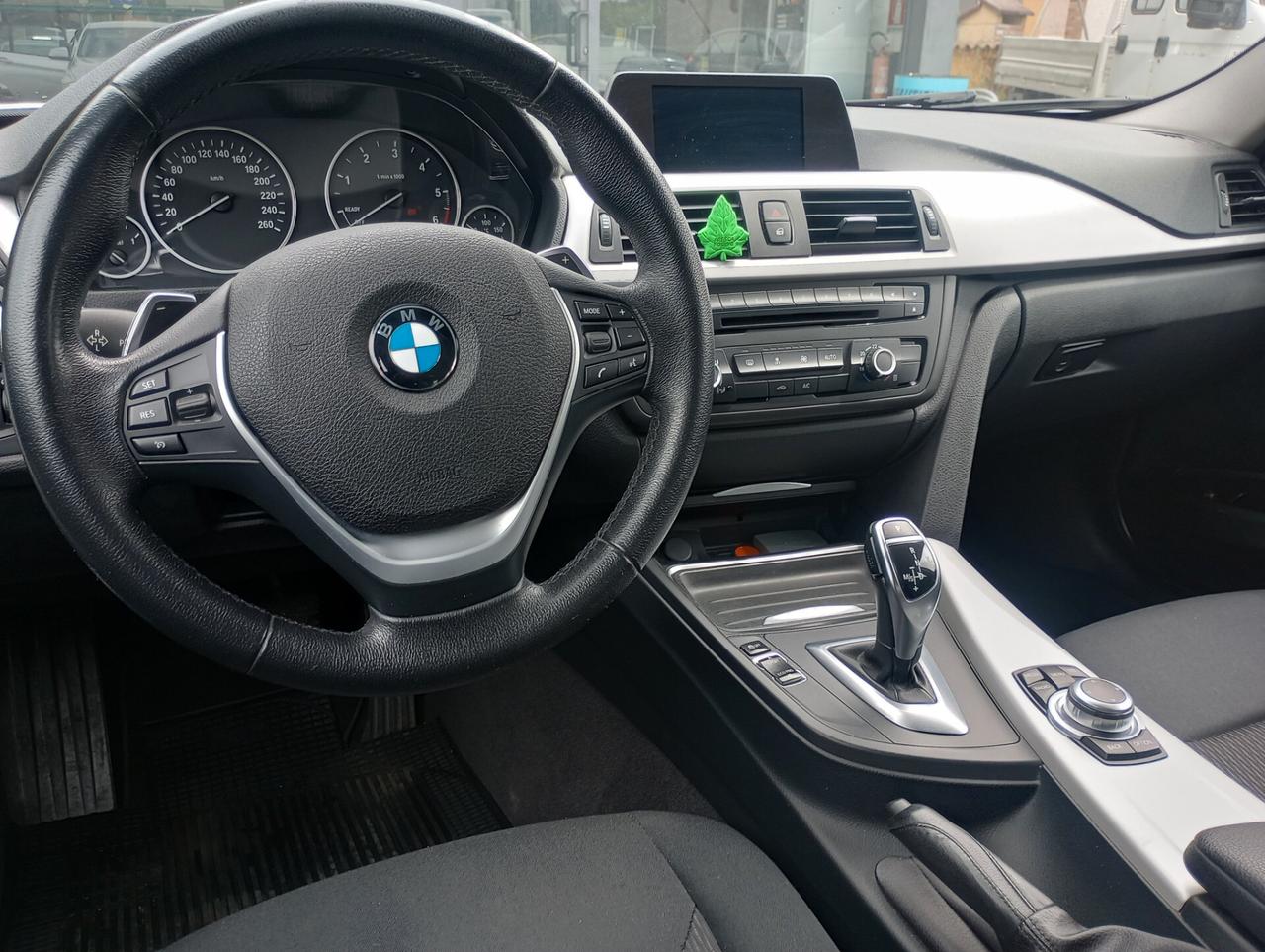 Bmw 320 320d Touring Sport AT8