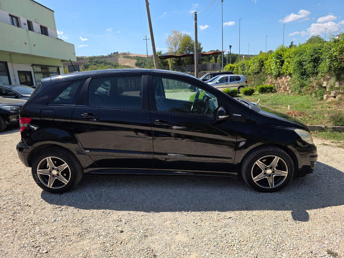 MERCEDES Classe B 170 BlueEFFICIENCY METANO