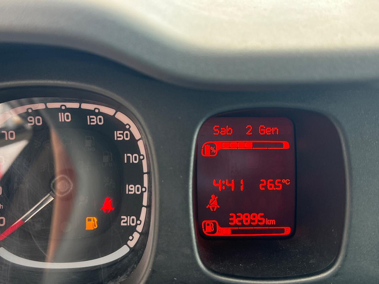 Fiat Panda 1.0 FireFly S&S Hybrid Red