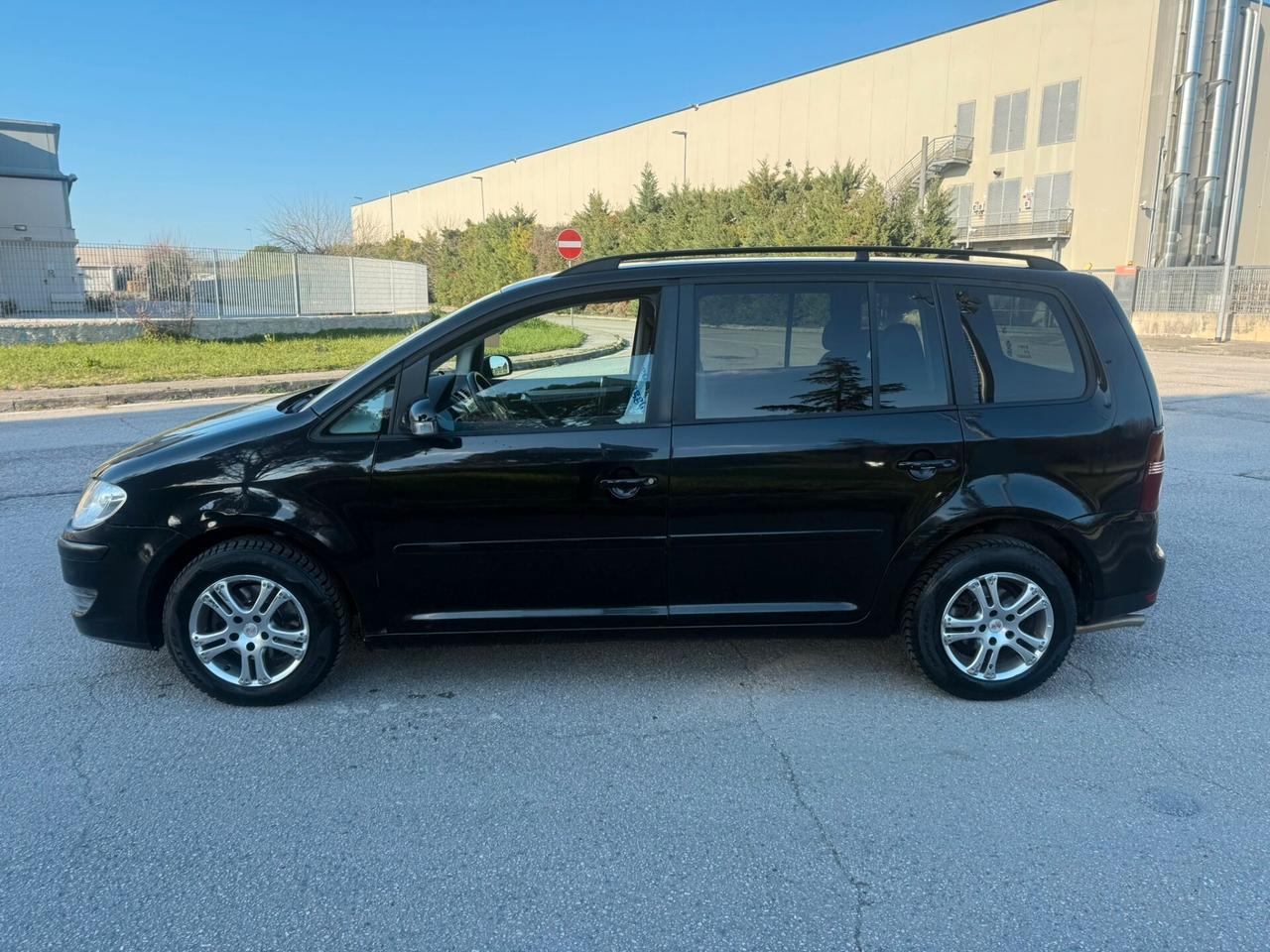VW TOURAN 2.0 METANO 2010 12 MESI DI GARANZIA