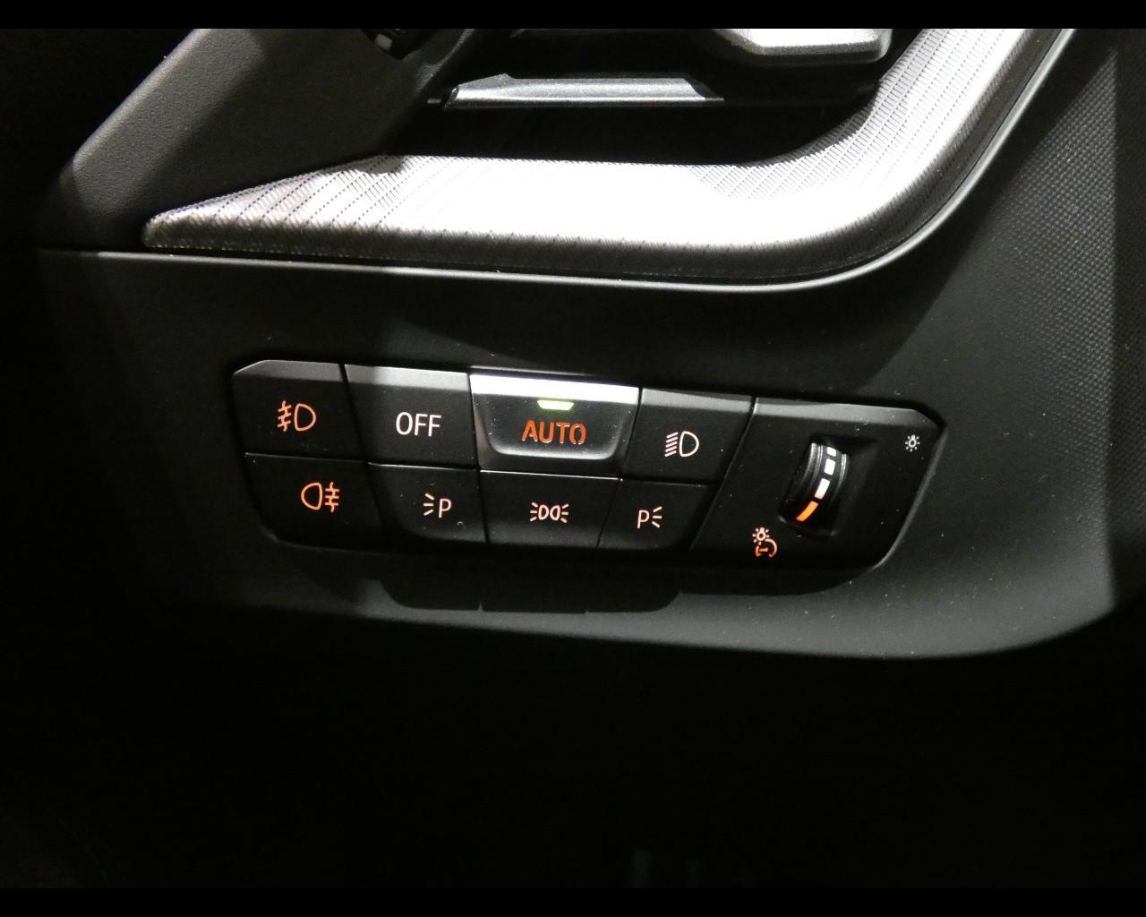 BMW Serie 1 (F40) - 118d 5p. Msport