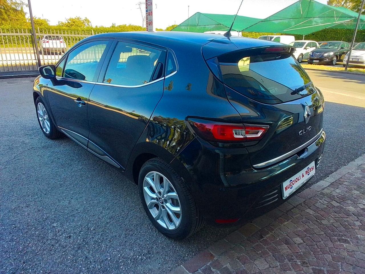 Renault Clio Moschino 0.9 GPL 90cv