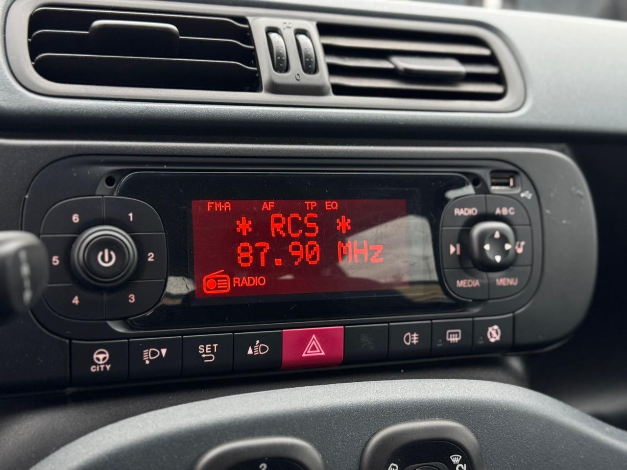 Fiat Panda 1.2 Lounge CON SOLI 50k Km