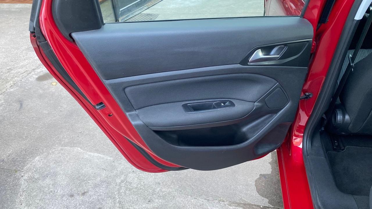 Peugeot 308 BlueHDi 130 S&S SW Active Business