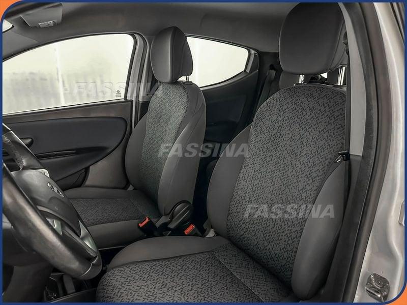 Lancia Ypsilon Ypsilon 1.0 firefly hybrid Gold s&s 70cv