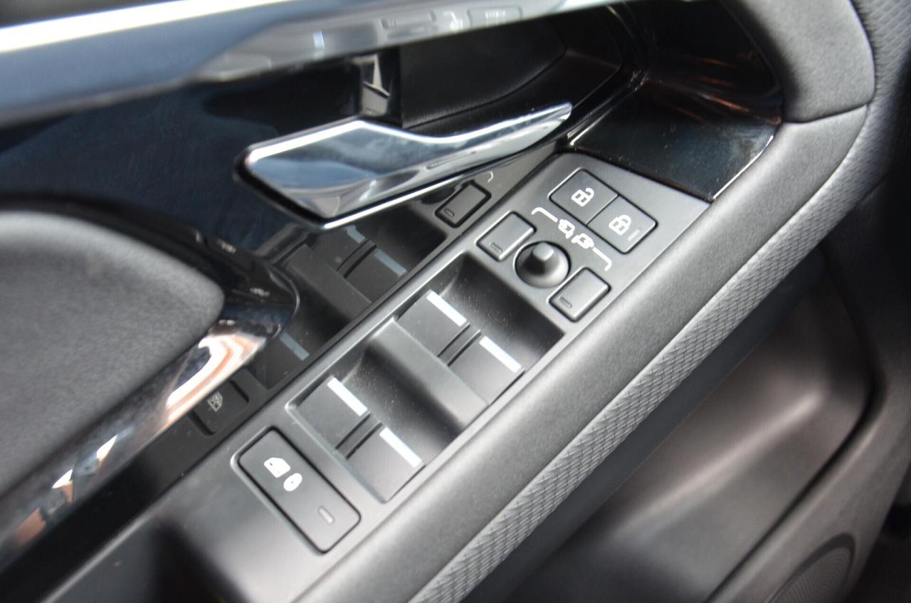 Land Rover Range Evoque 2.0D I4 163 CV AWD Auto R-Dynamic SE