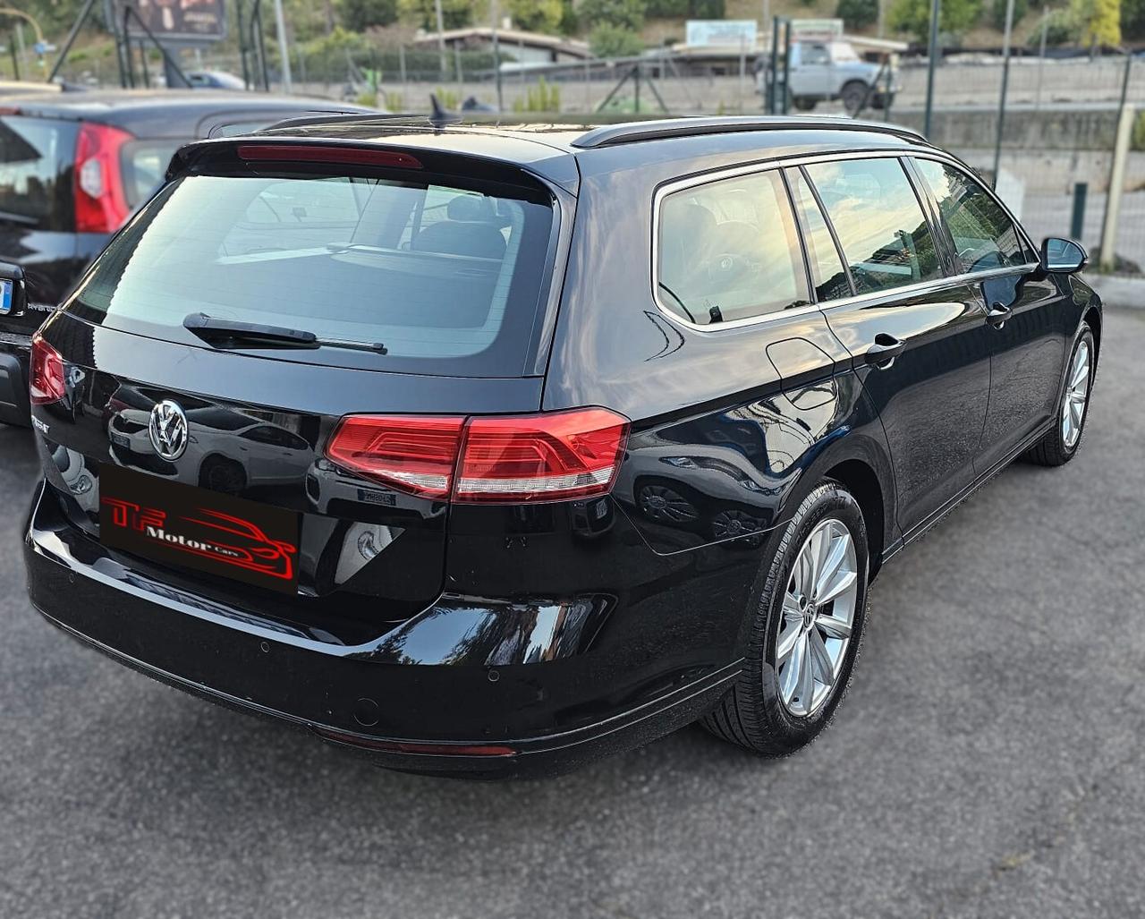 Volkswagen Passat Variant 2.0 TDI DSG Business BlueMotion Tech