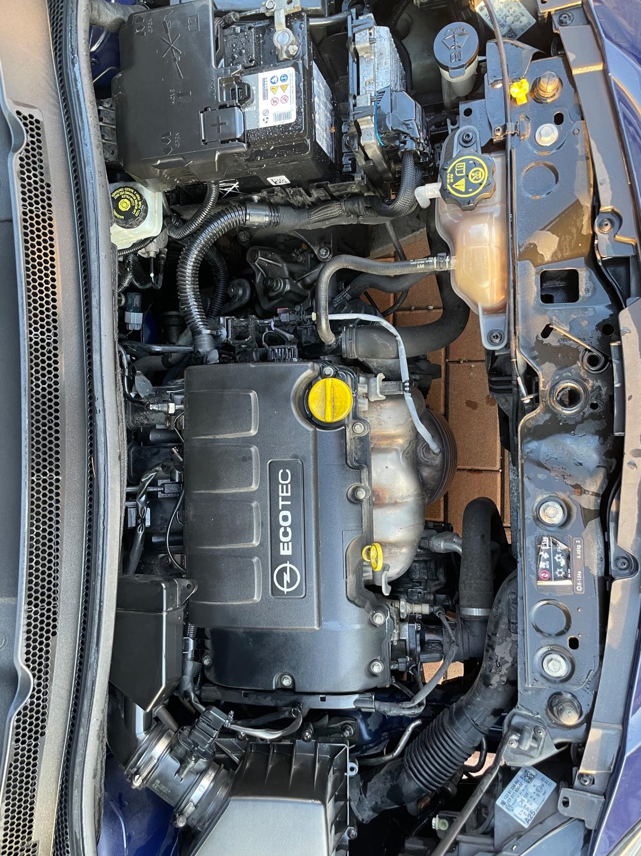 Opel Corsa 1.2 5 porte