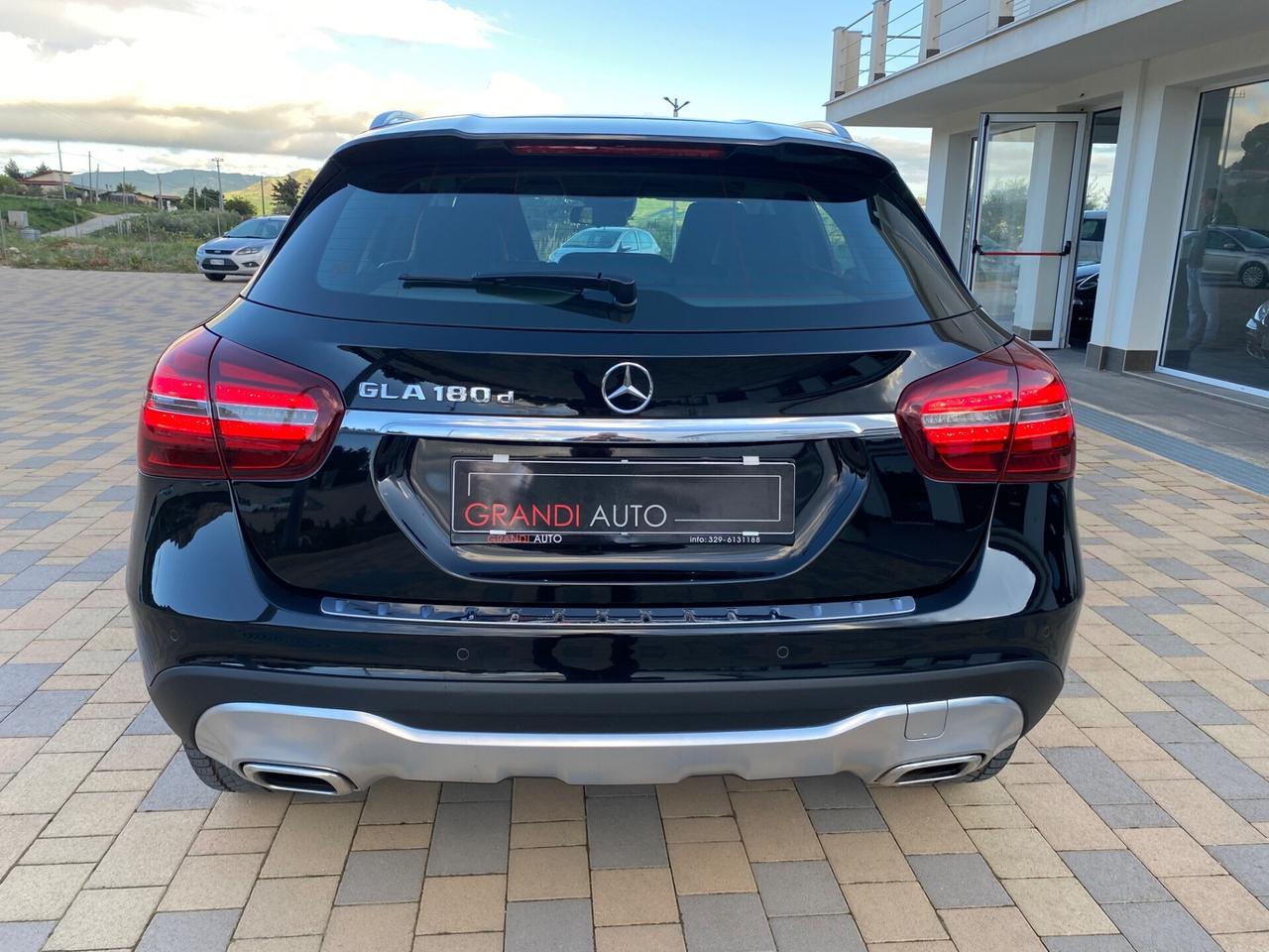 Mercedes-benz GLA 180 GLA 180d SPORT FULL OPTIONAL