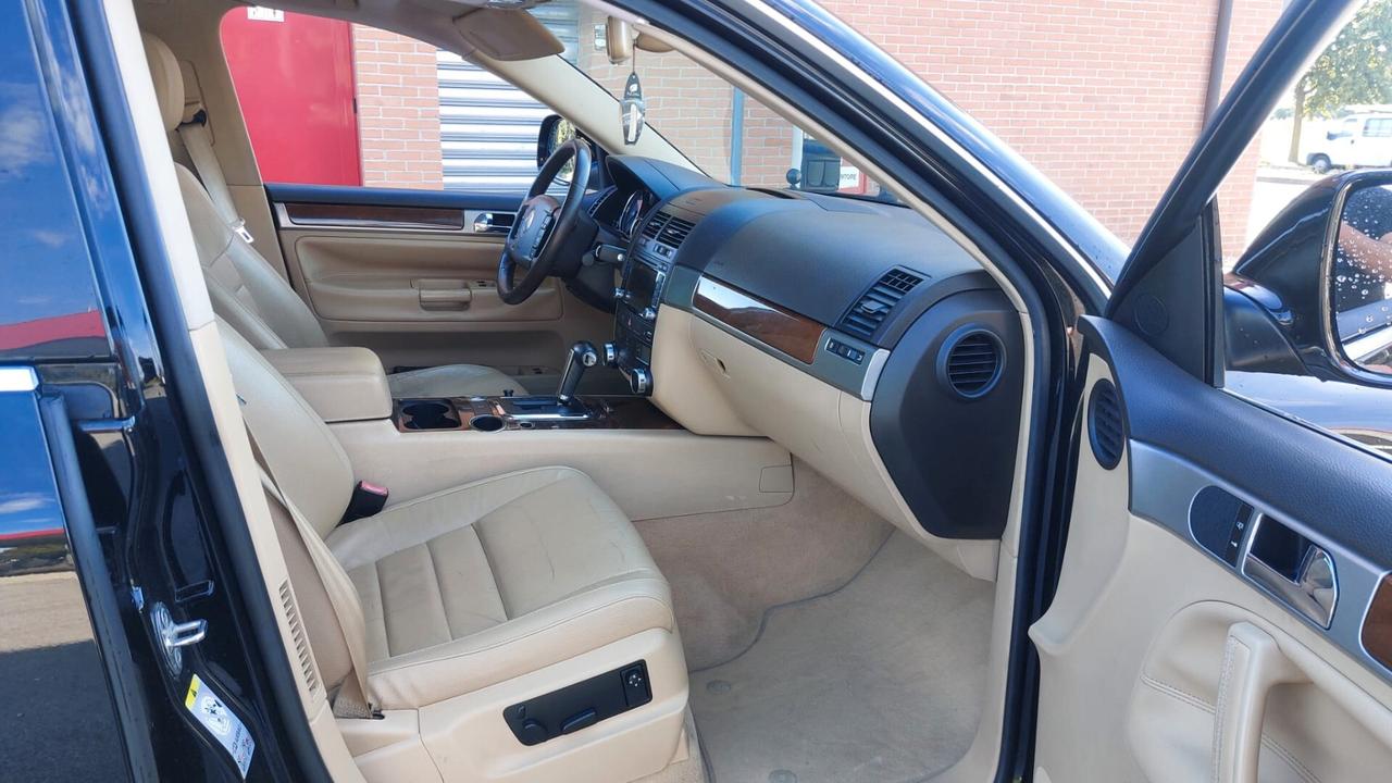 Volkswagen Touareg 3.0 V6 TDI gancio traino