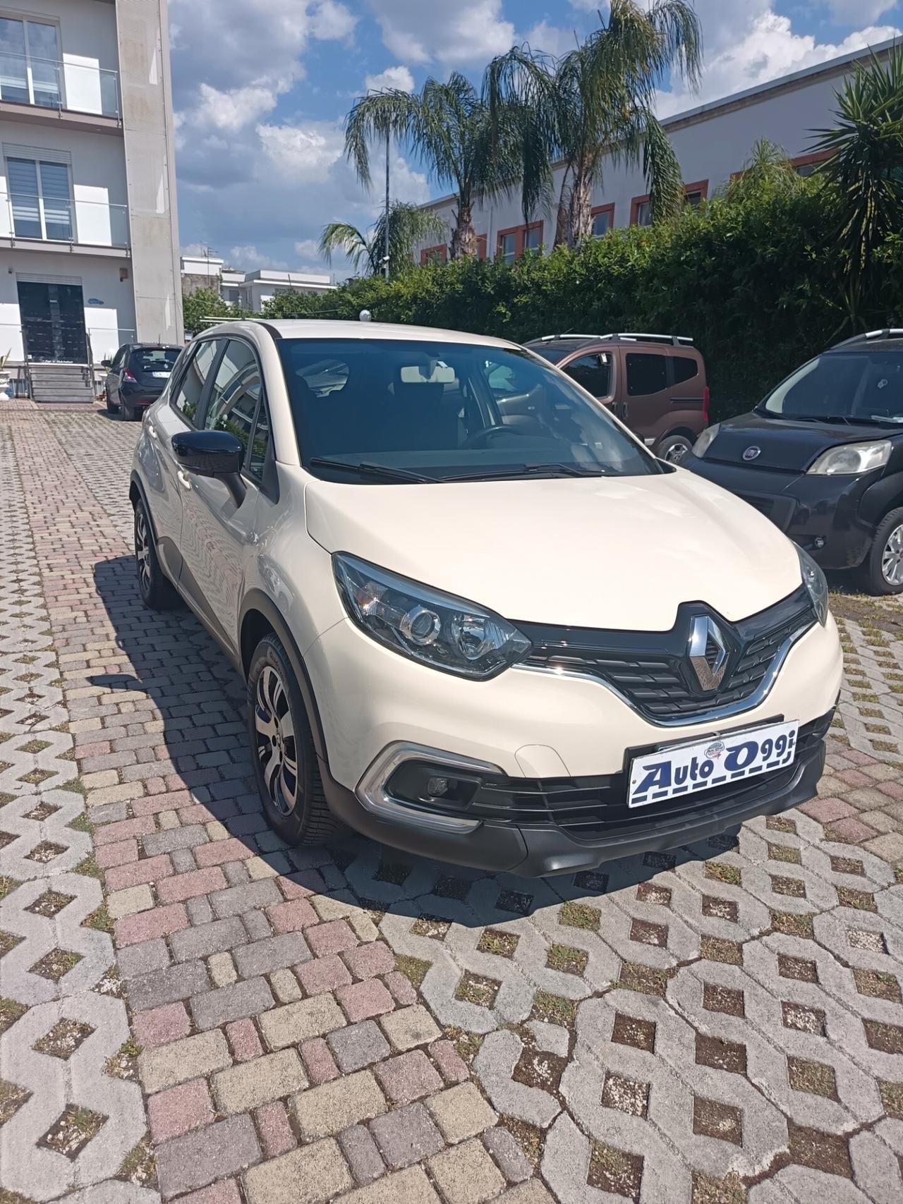 Renault Captur TCe 12V 90 CV Business