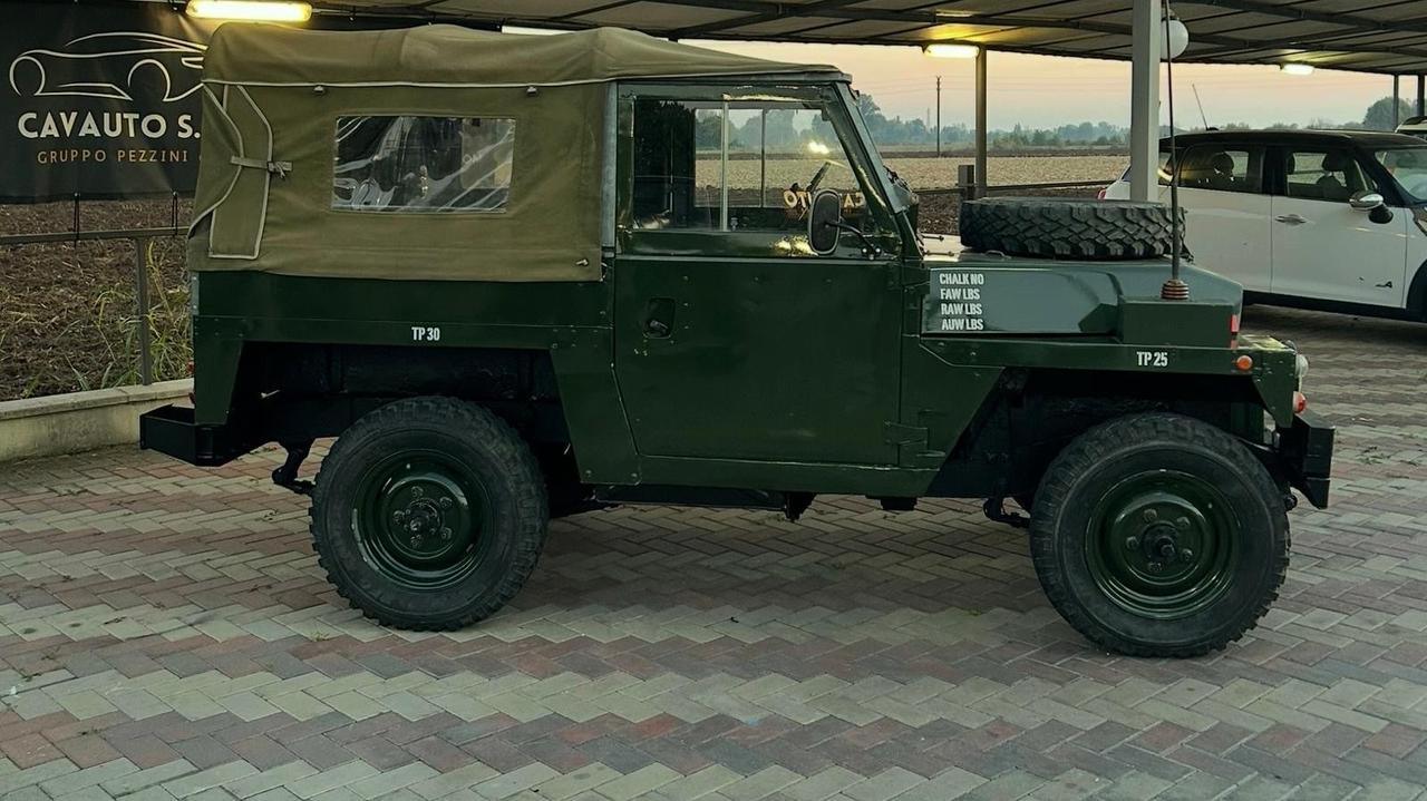 Land Rover Defender 110 diesel Hard-top