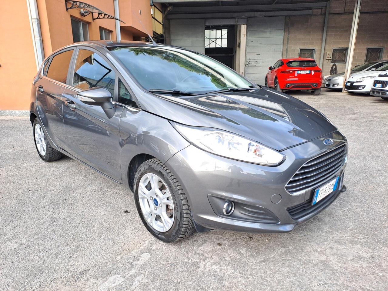 Ford Fiesta 1.2 60CV 5 porte Titanium