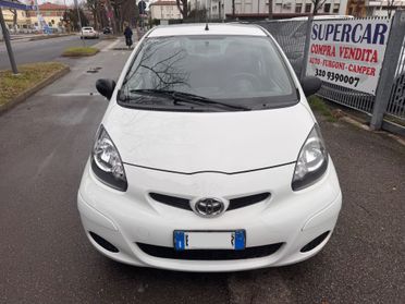 Toyota Aygo 1.0 12V VVT-i 5 porte garanzia 12 mesi