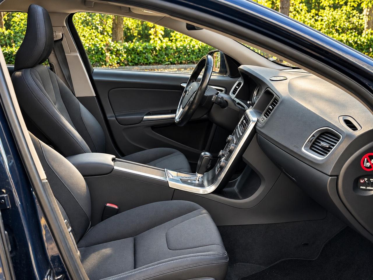 Volvo V60 D5 AWD Geartronic Summum 215 CV – Automatica 4x4 Tetto Apribile