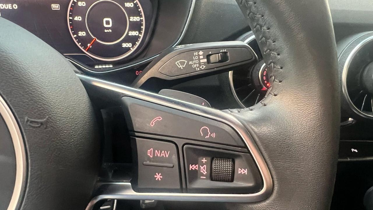 Audi TT Coupé 40 TFSI S tronic S-Line *KM 7.000*