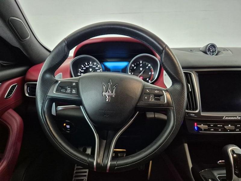 Maserati Levante Diesel 3.0 V6 250cv auto
