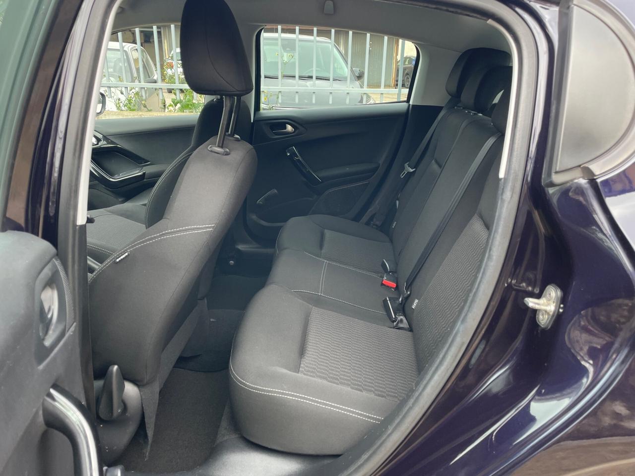 Peugeot 208 BlueHDi 75 5 porte Allure