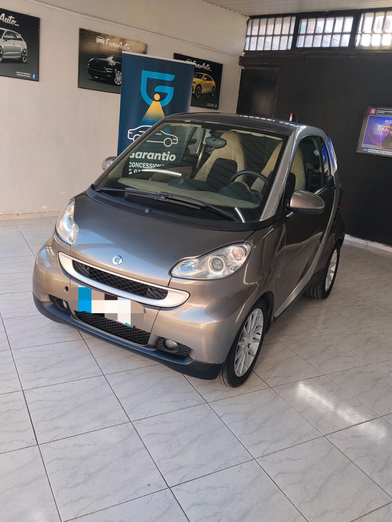 Smart Fortwo 1.0 benzina 2010 AUTOMATICA CON GARANZIA