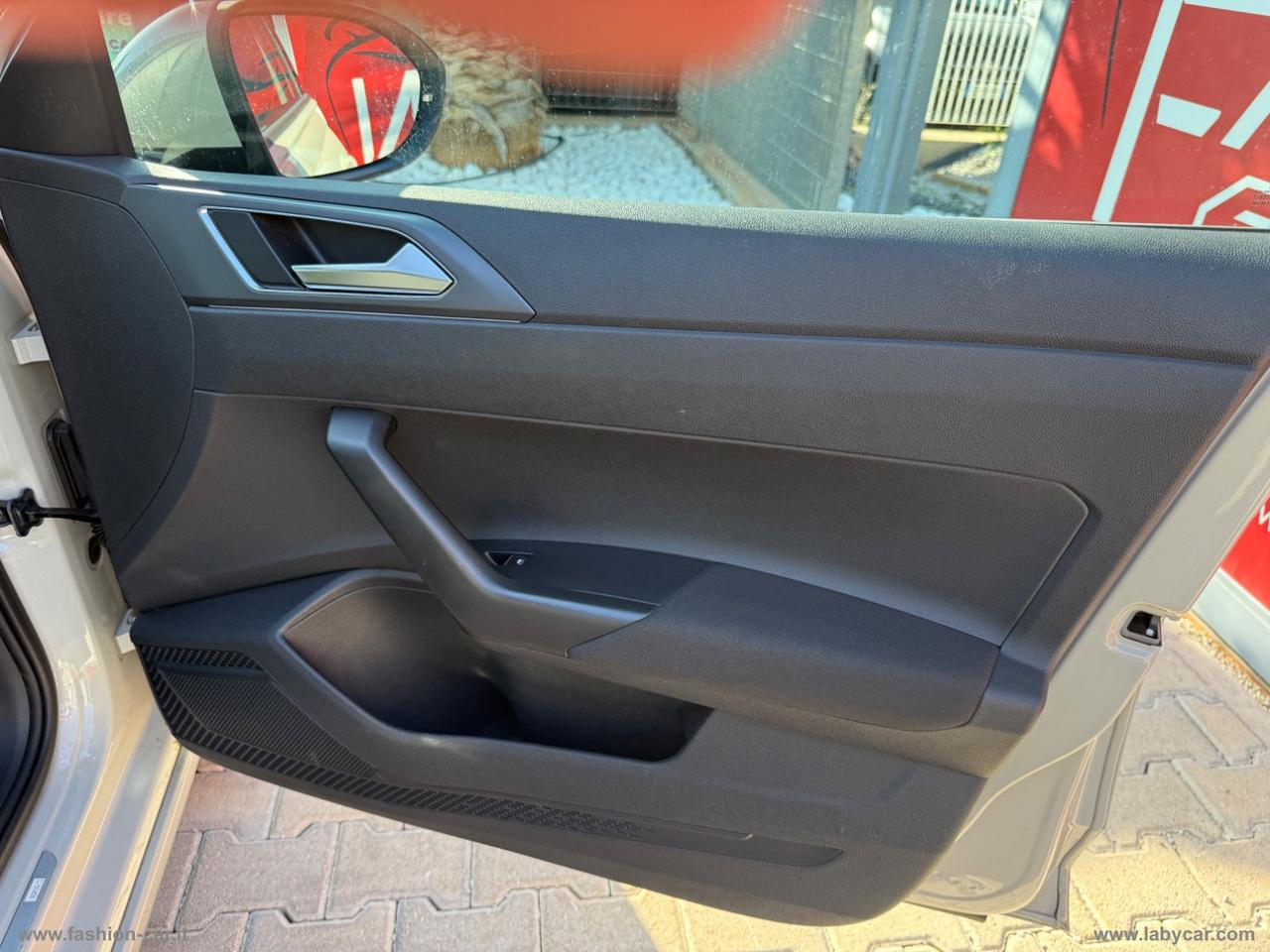 VOLKSWAGEN Taigo 1.0 TSI 110 CV DSG R-Line