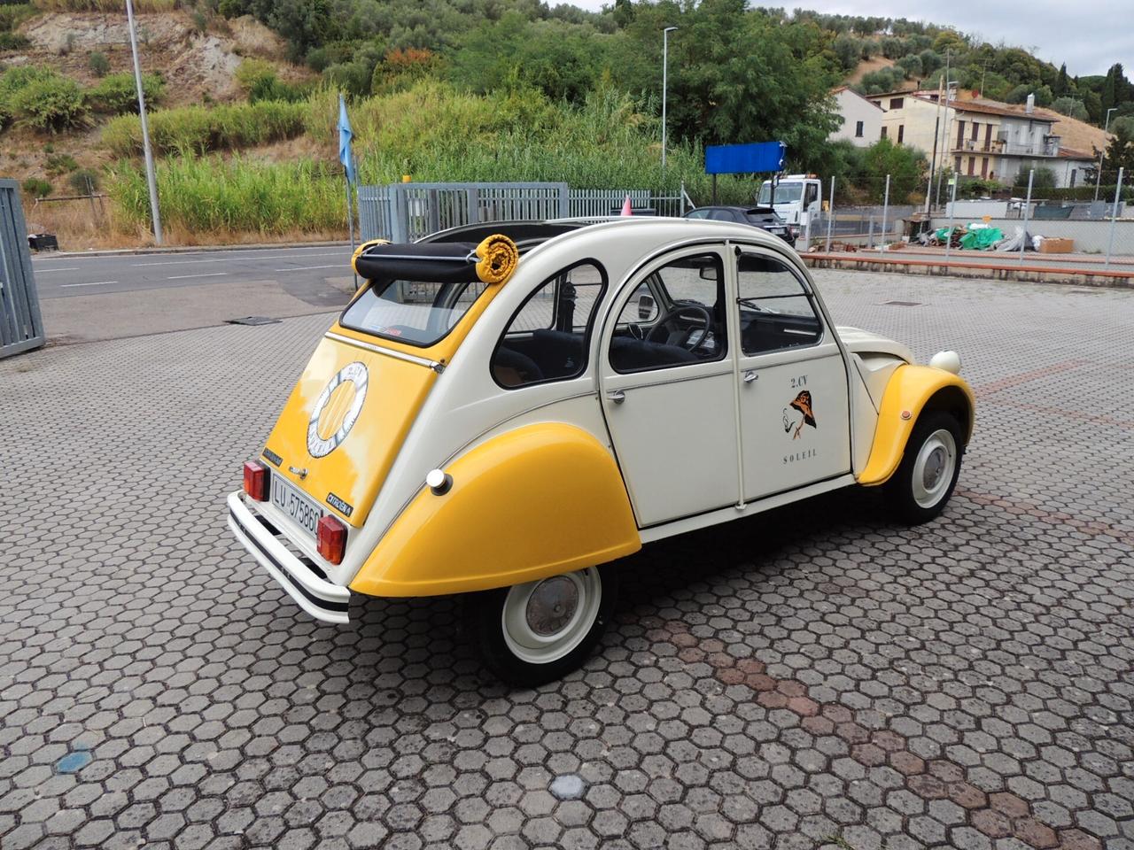 Citroen 2CV 6 Soleil
