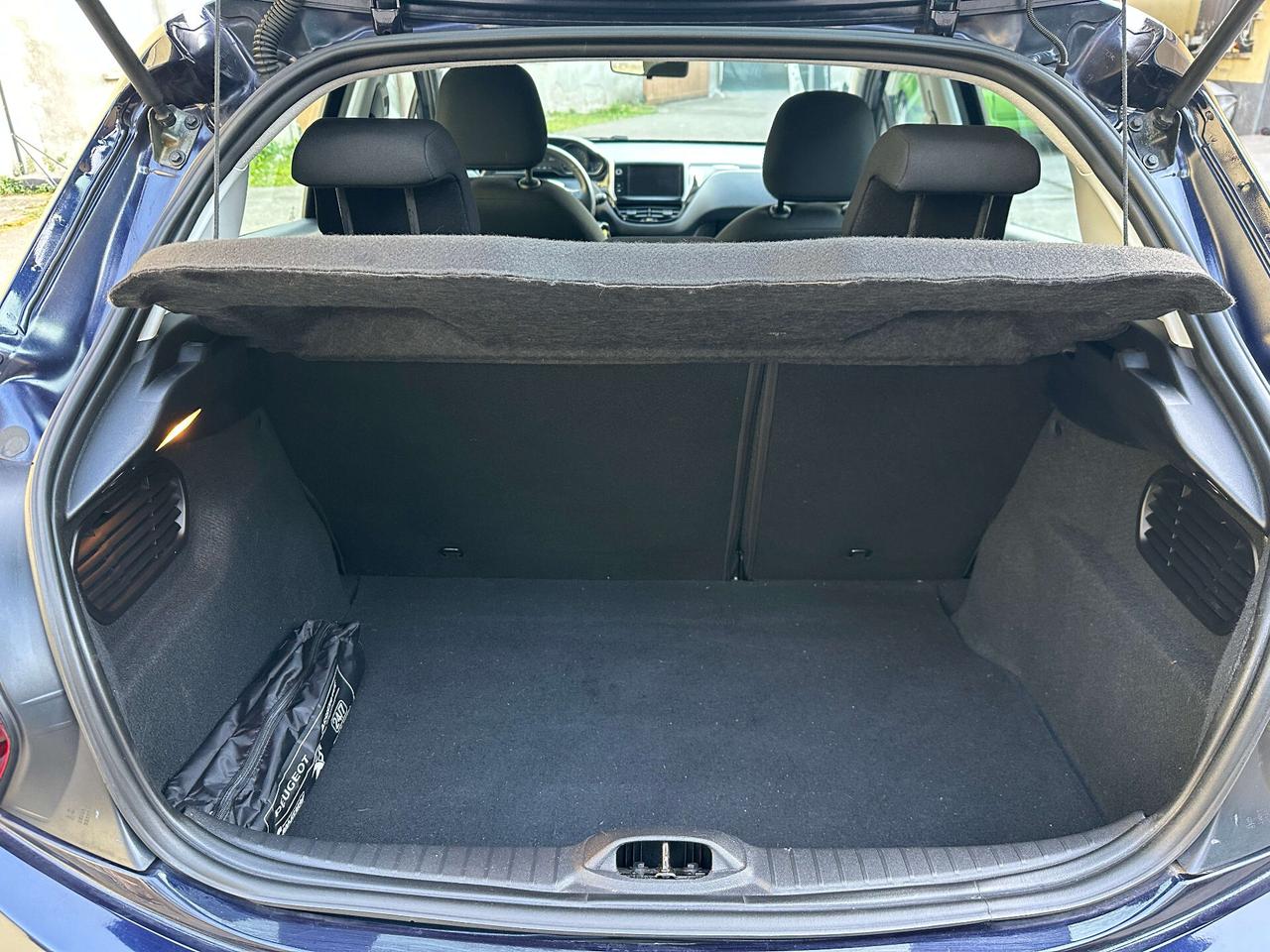 Peugeot 208 PureTech 82 5 porte Allure