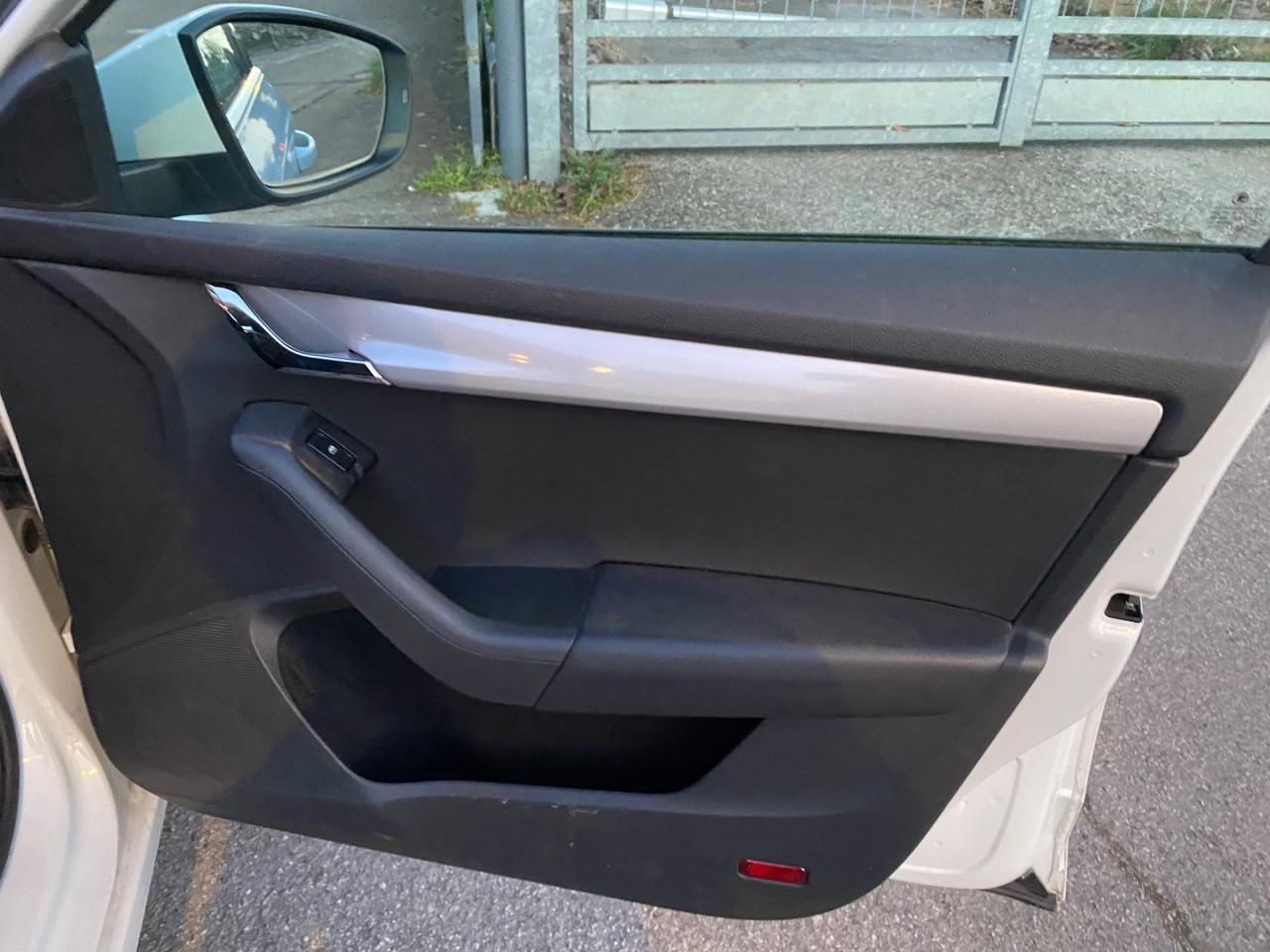 Skoda Octavia 2.0 DSG WAGON STILE 110kW