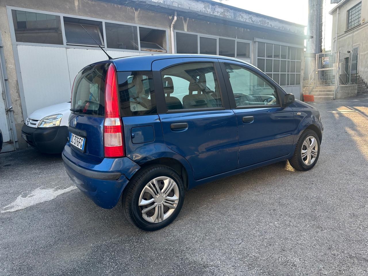 Fiat Panda 1.2 BENZINA NEOPATENTATI OK AREA B MILANO