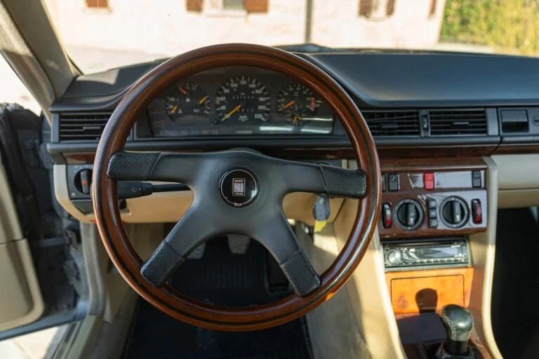 MERCEDES-BENZ CE 200 - MER00274