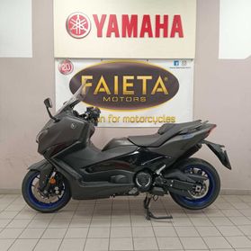 Yamaha T-Max 560 - 2025