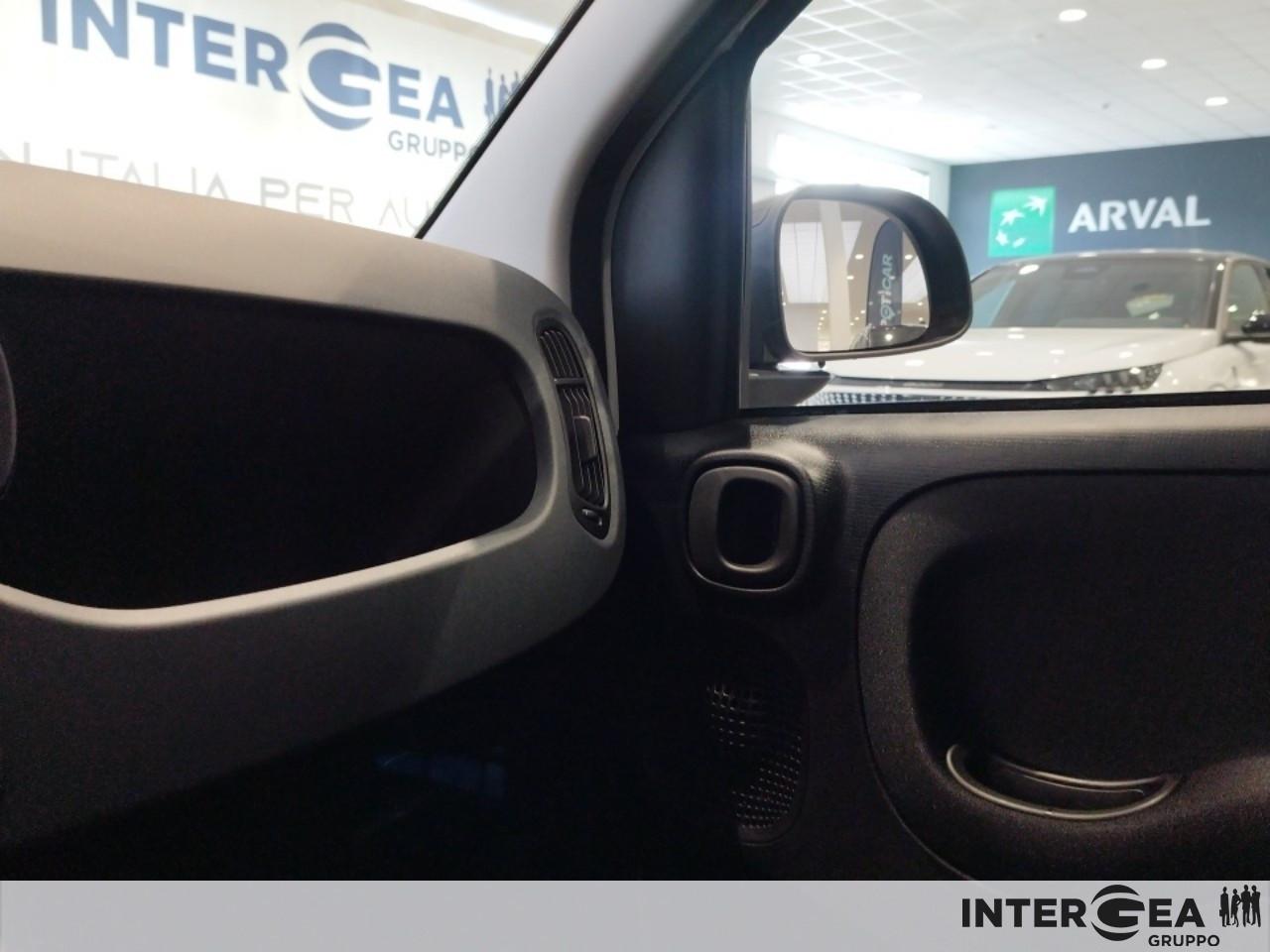 FIAT Pandina 1.0 firefly hybrid s&s 70cv 5p.ti