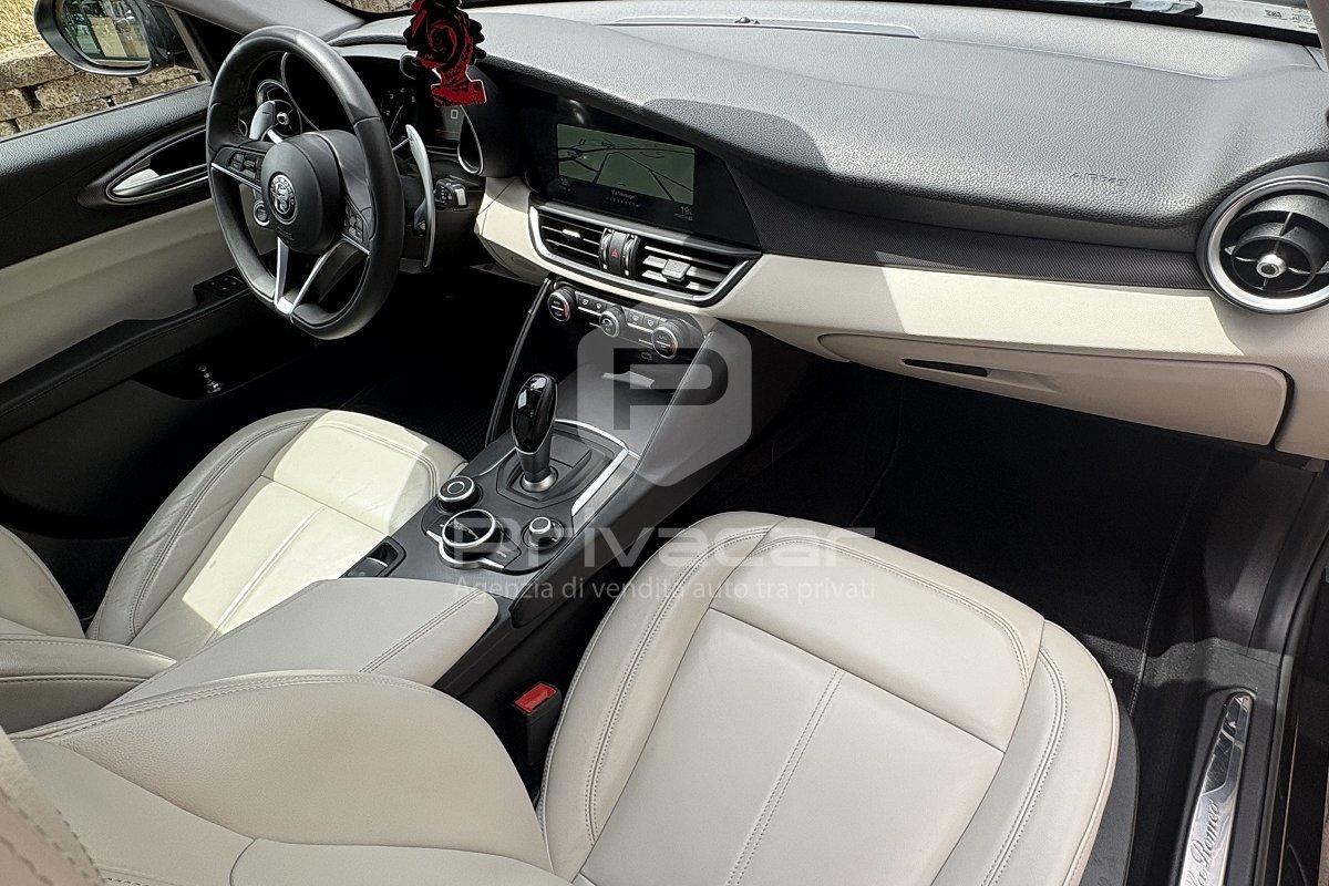 ALFA ROMEO Giulia 2.2 Turbodiesel 160 CV AT8 Business