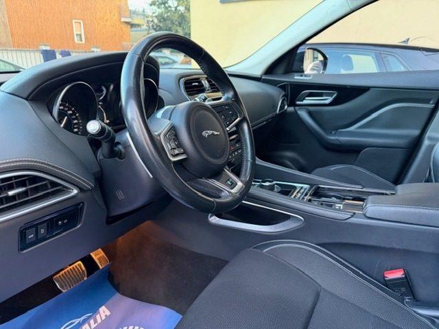 JAGUAR F-Pace 2.0 D 240 CV AWD aut. R-Sport
