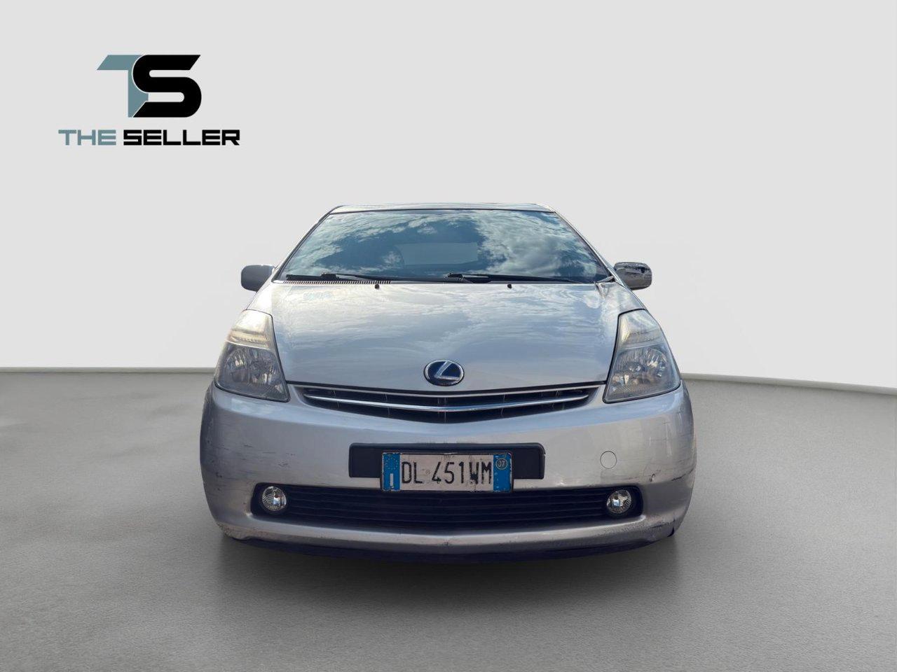 Toyota Prius 1.5 ibrida 78cv