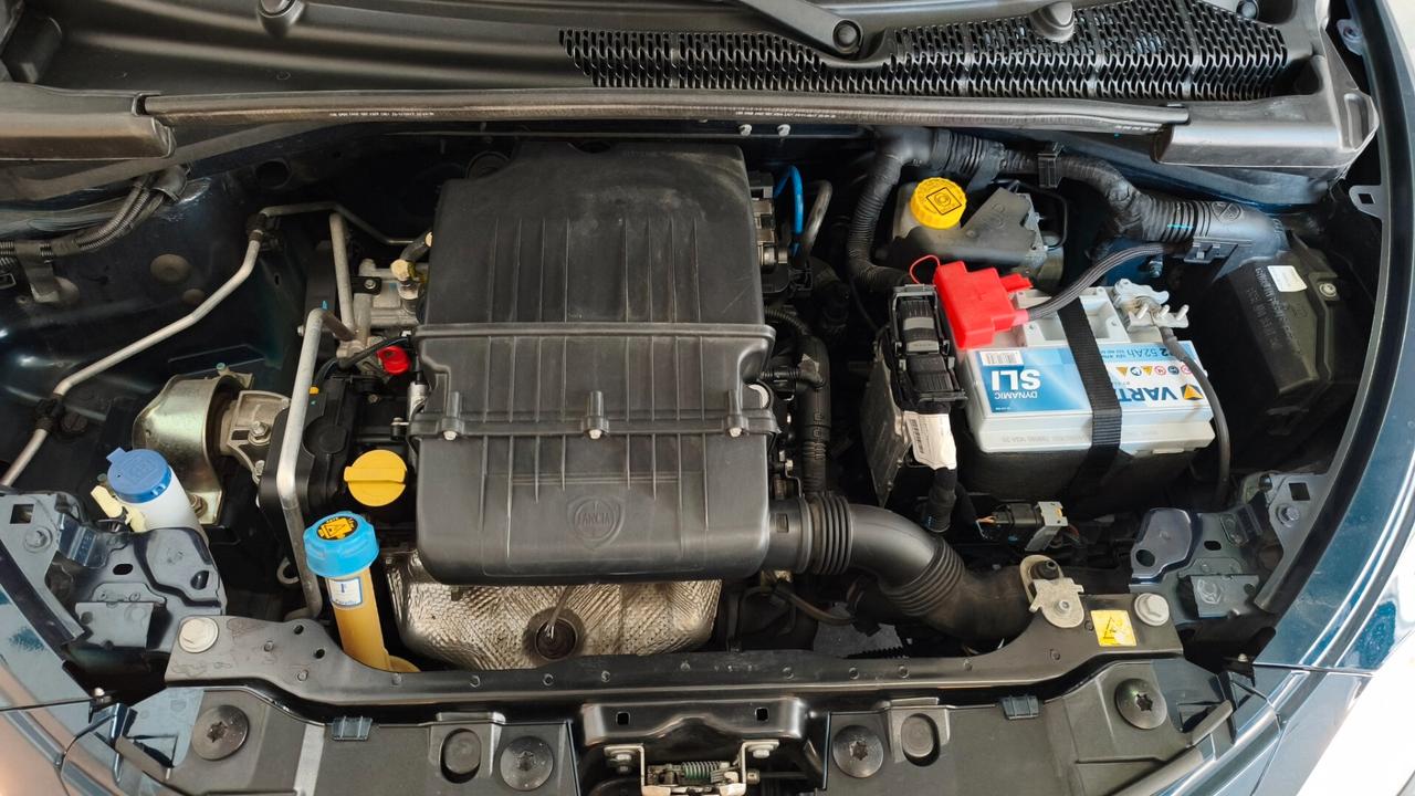 Lancia Ypsilon 1.2 69 CV 5 porte Gold 2018 UNIPROPRIETARIO 5 POSTI