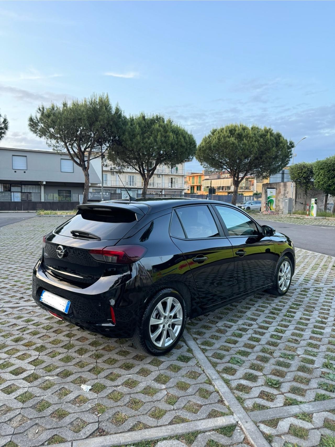 Opel Corsa 1.5 D 100 CV Elegance