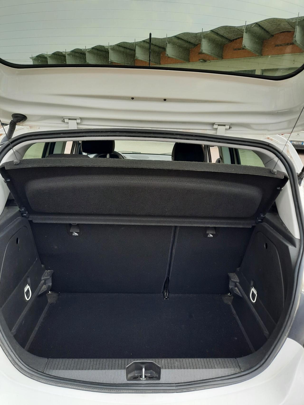 Opel Corsa 1.2 5 porte Innovation OK NEOPATENTATI