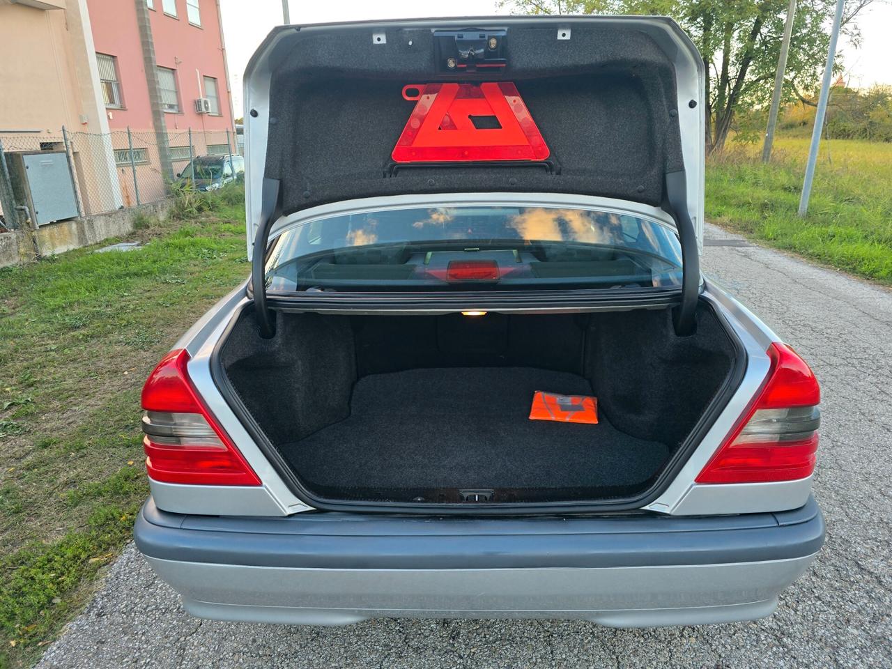 Mercedes C 180 Benzina con GARANZIA