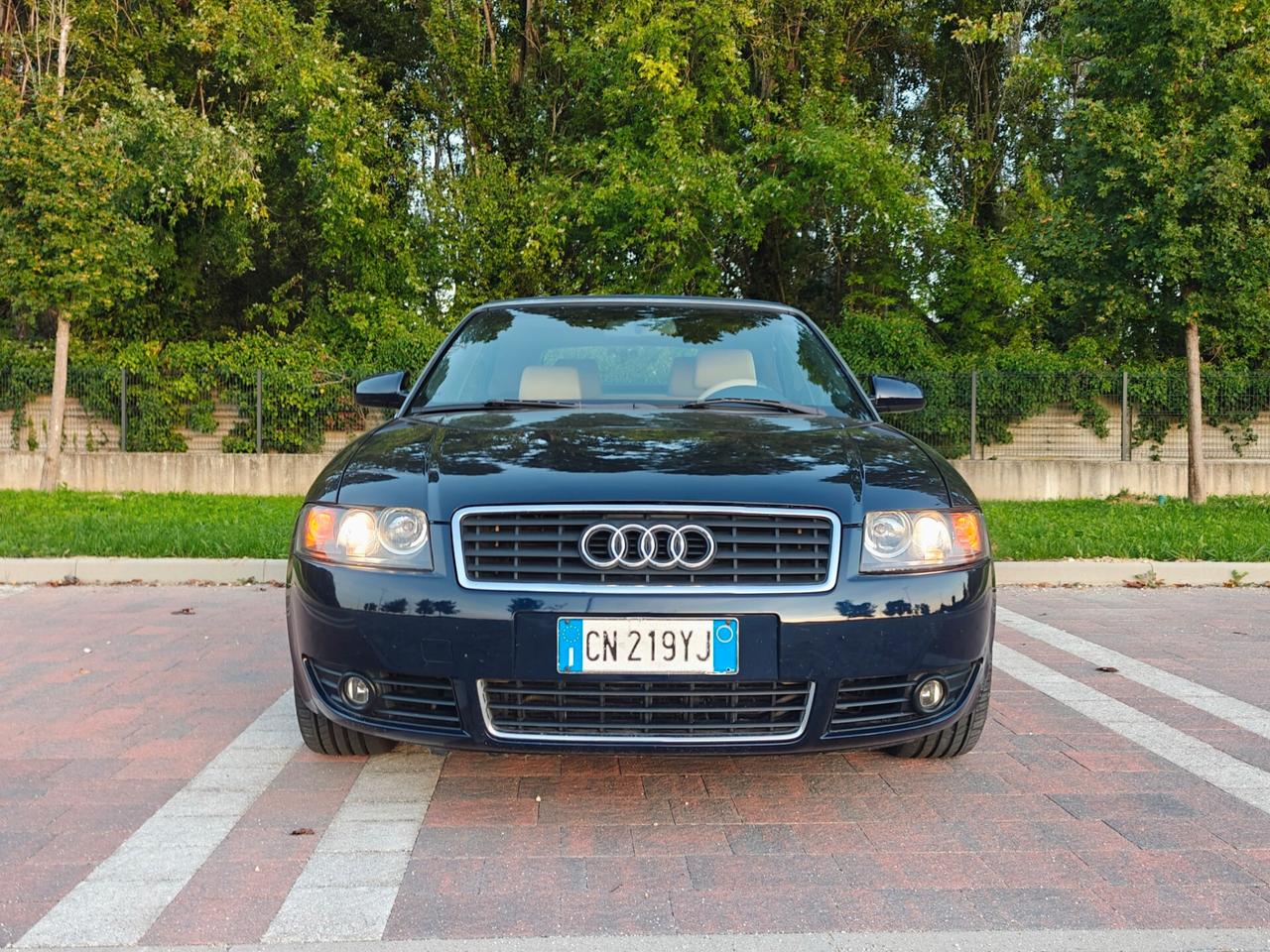Audi A4 Cabriolet 2.5 v6 passaggio incluso
