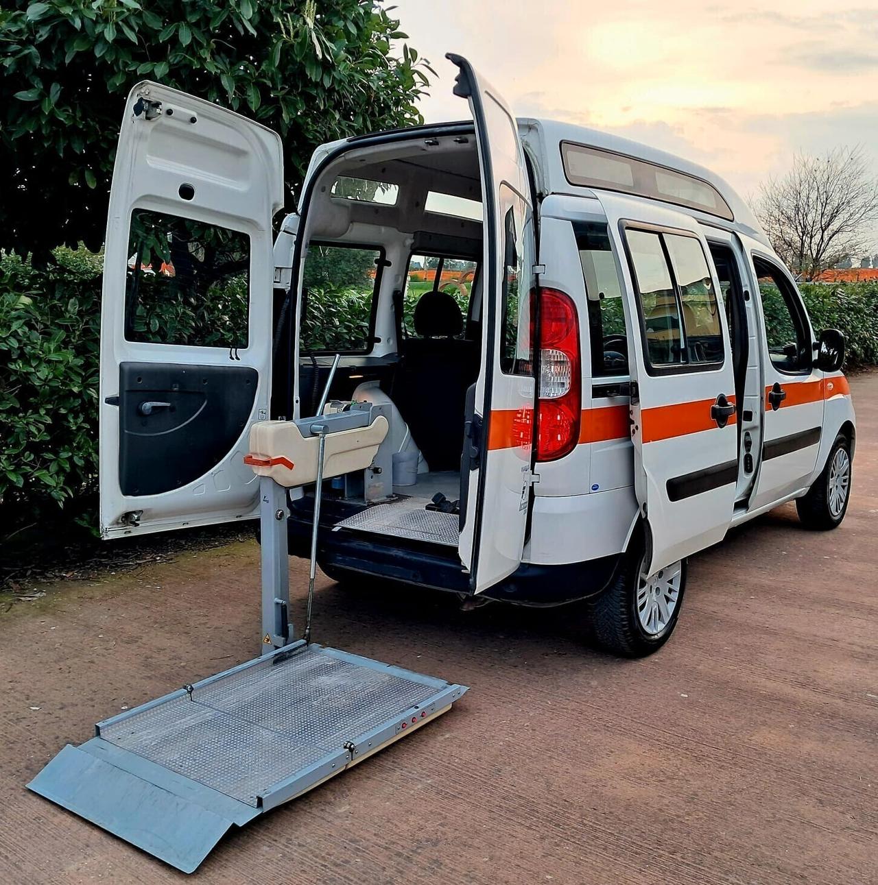 Fiat Doblo Doblò 1.9 120cv TETTO ALTO TRASPORTO DISABILI